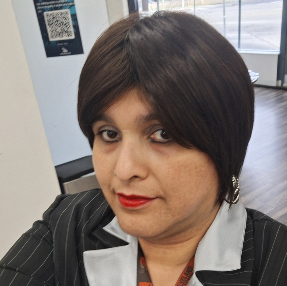 Meet your Posher, Kimberly